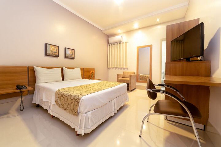 Room 27 of 48