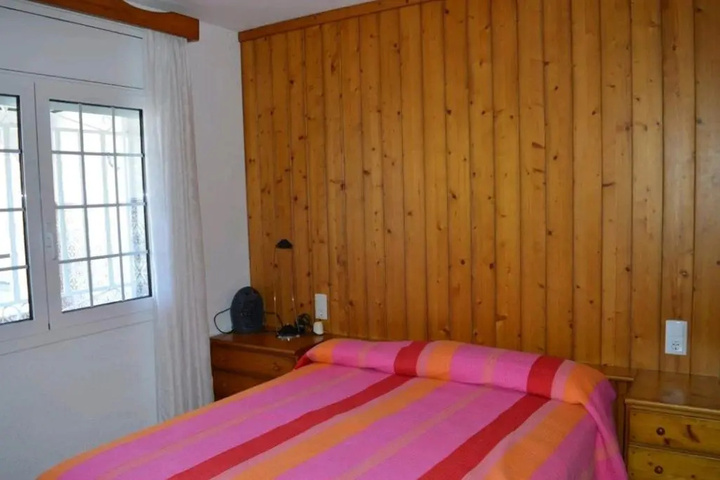 Room 6 of 19