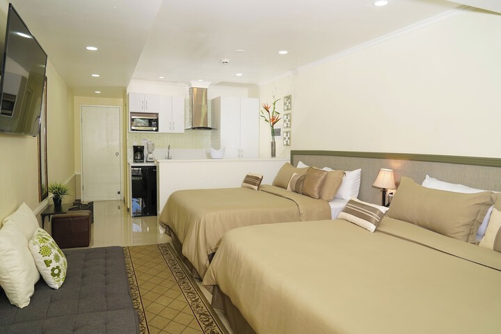 Room 42 of 81