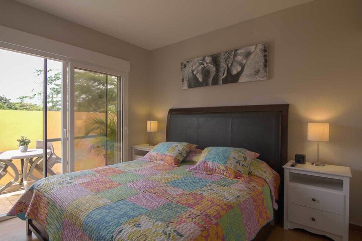 Room 5 of 37