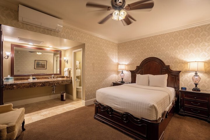 Room 42 of 95