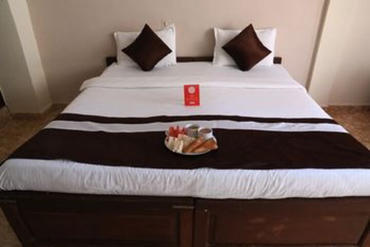 Room 13 of 22