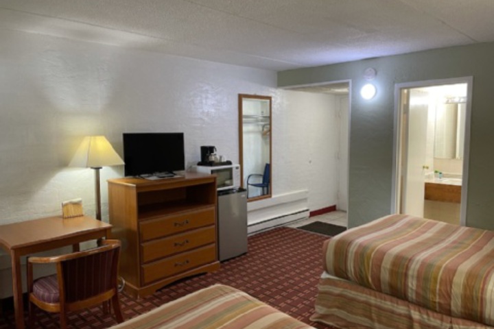 Room 144 of 228