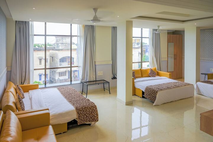 Room 5 of 45