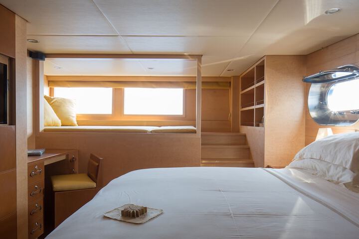 Room 44 of 307
