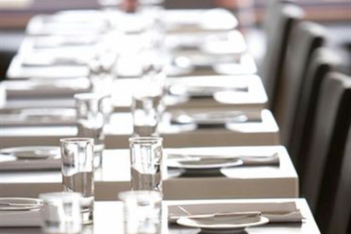 Dining 18 of 18