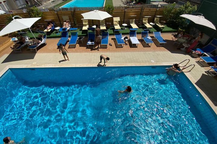 Hotel 18 of 22