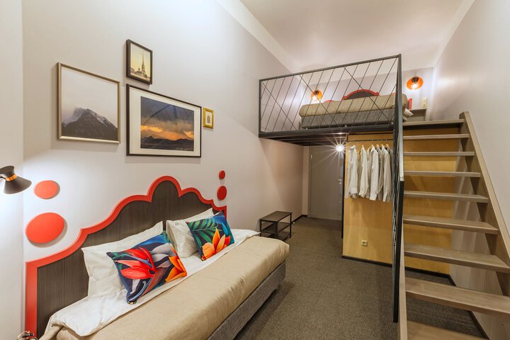 Room 5 of 21