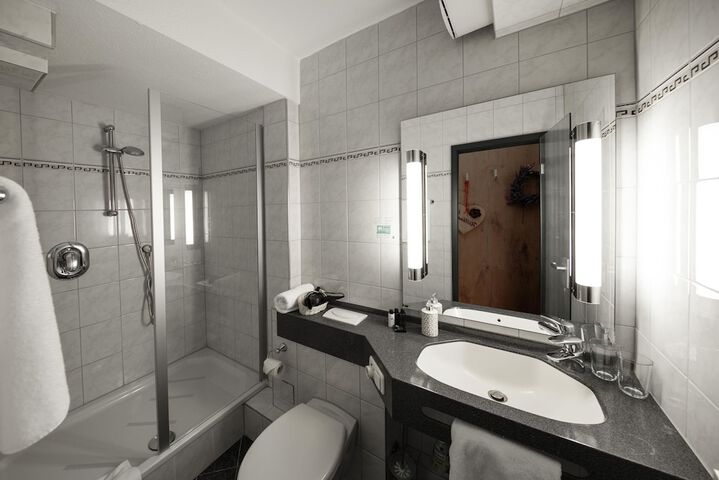 Room 20 of 42