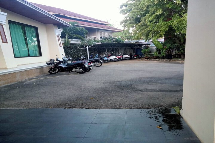 Property Grounds 39 of 47