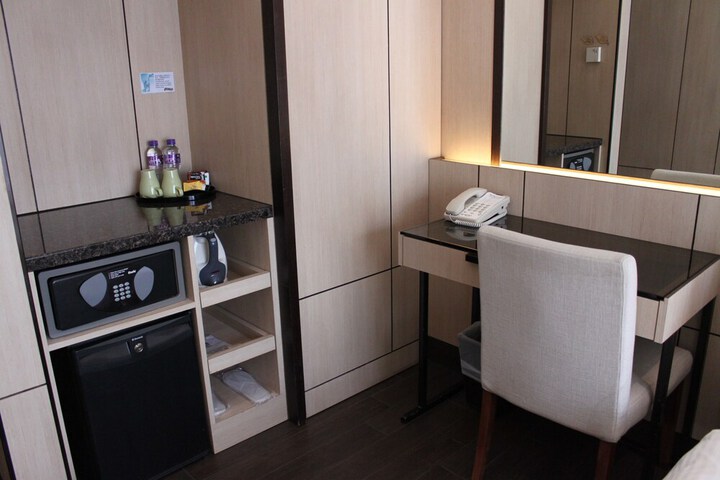 Room 7 of 45