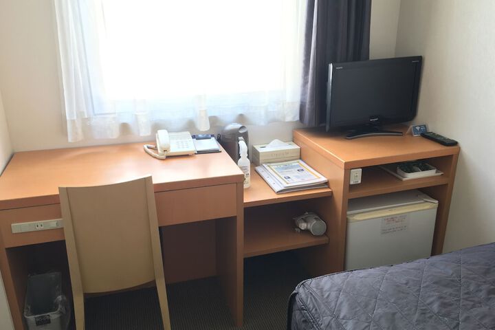 Room 17 of 32