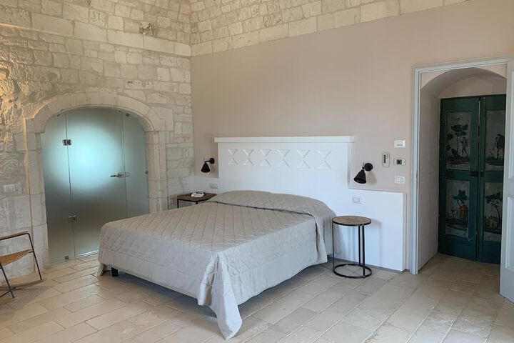 Room 10 of 54