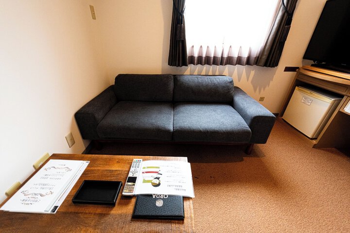 Room 43 of 239