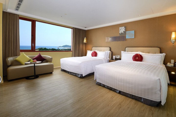 Room 21 of 54