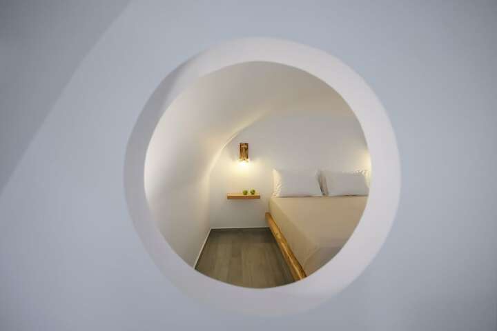 Room 15 of 86