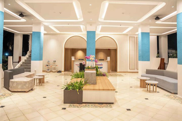 Guest Lobby