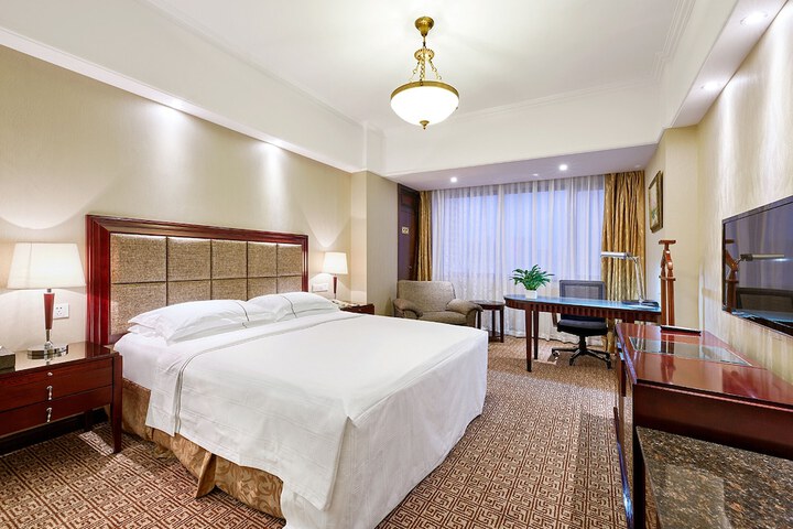 Room 6 of 57