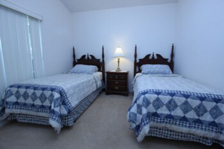 Room 20 of 29