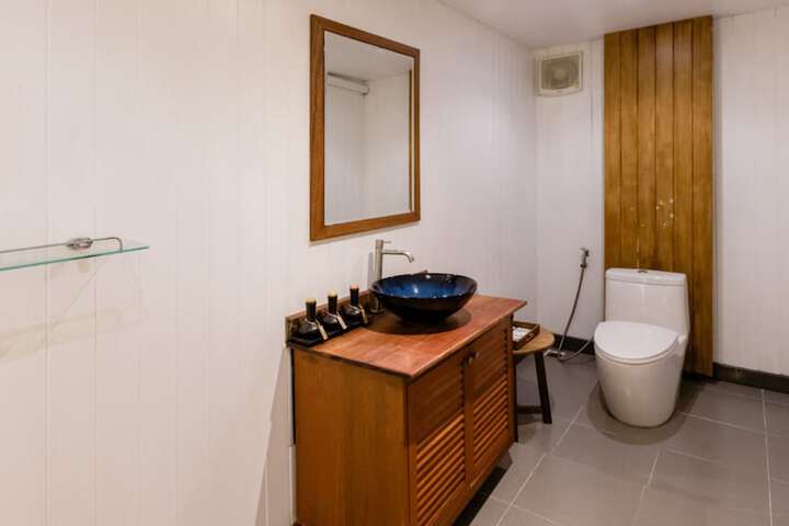 Room 87 of 114