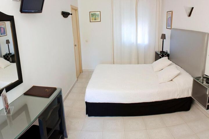 Room 8 of 41