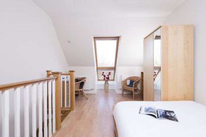 Room 7 of 23