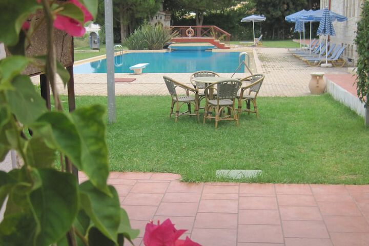 Terrace/Patio 28 of 33