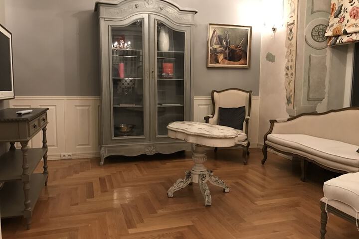 Room 92 of 133