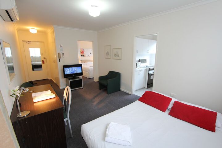 Room 5 of 22