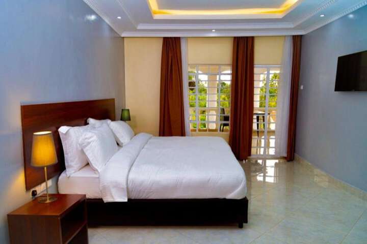 Room 2 of 14