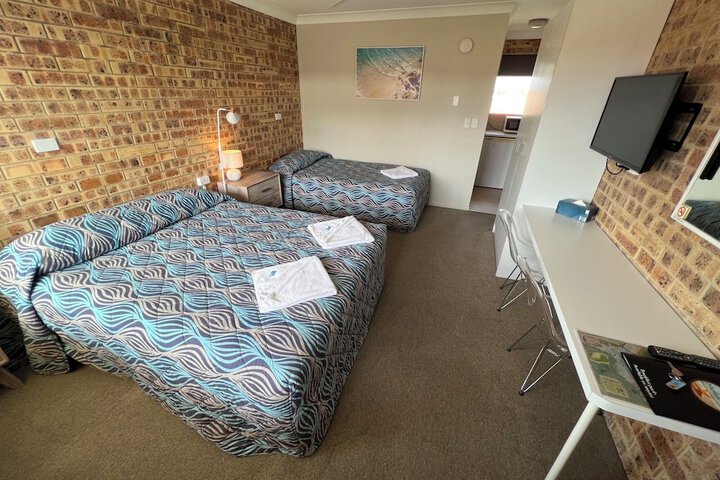 Room 8 of 22