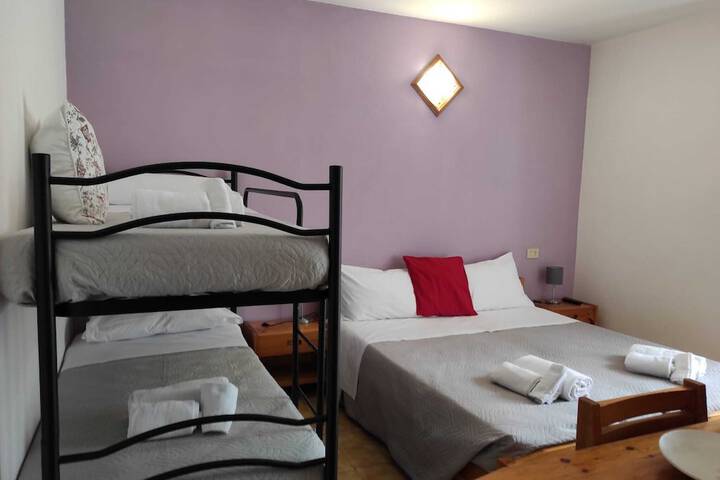 Room 25 of 67