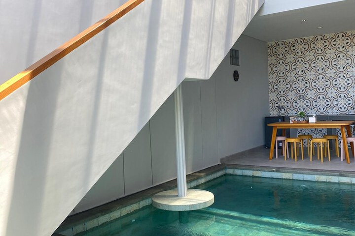 Pool 62 of 96