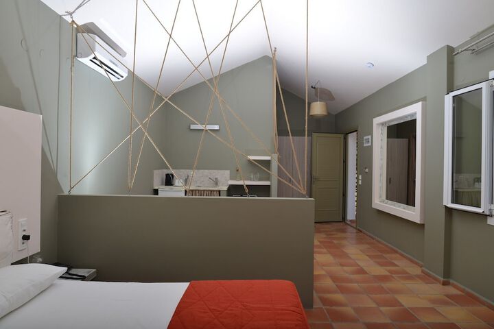Room 29 of 93
