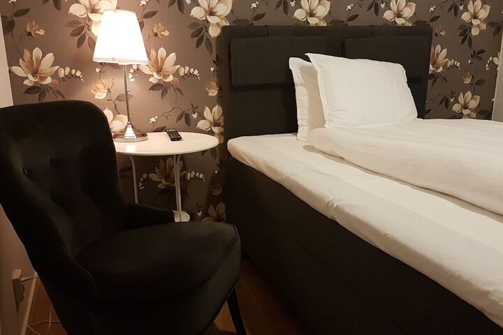 Room 13 of 41