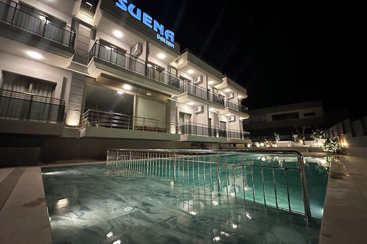 Hotel 17 of 24