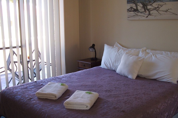 Room 4 of 43