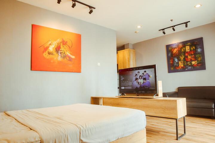Room 6 of 7