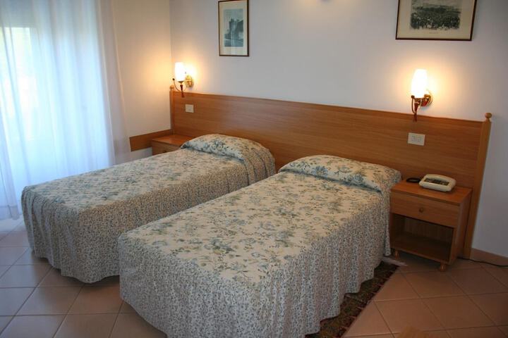 Room 17 of 57