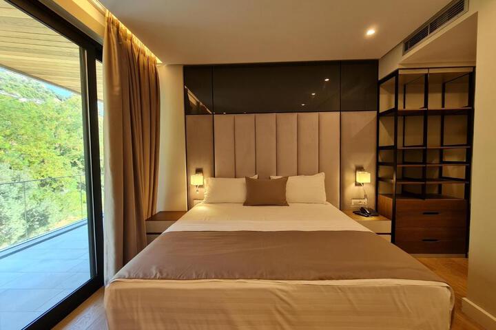 General 34 of 48