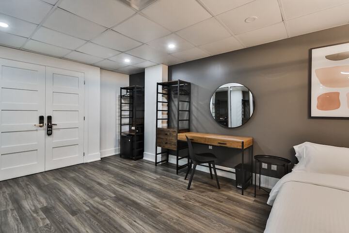 Room 31 of 55