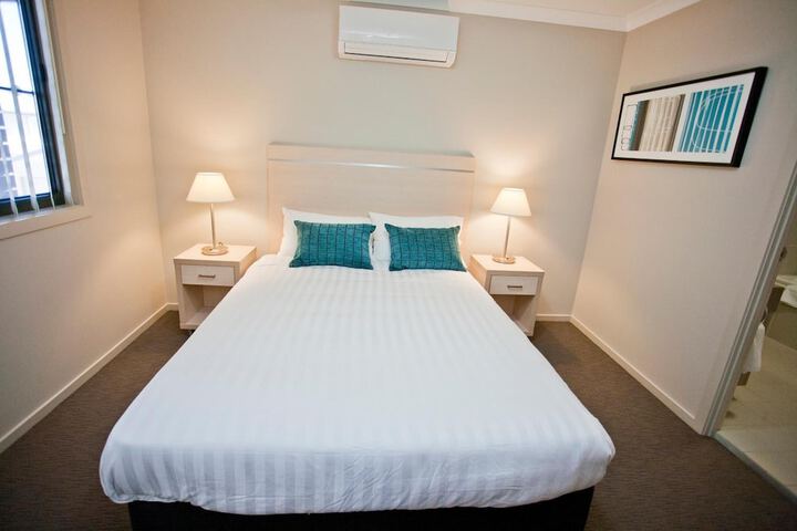 Room 6 of 47