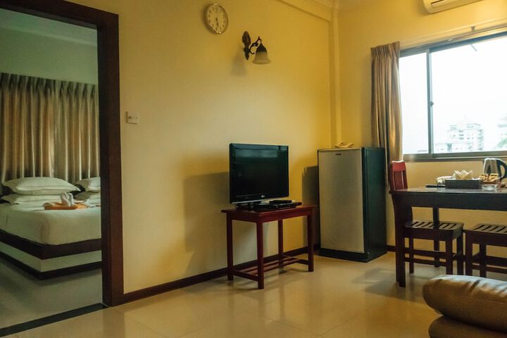 Room 15 of 79