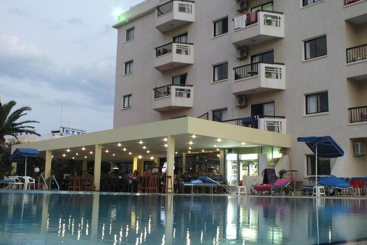 Livas Hotel Apartments