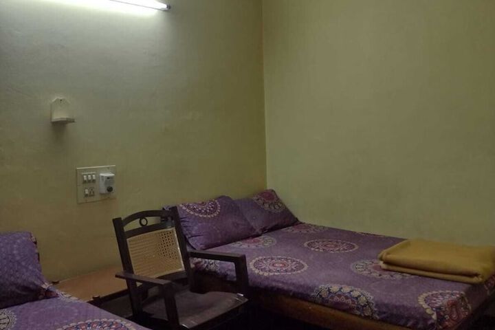 Room 7 of 22