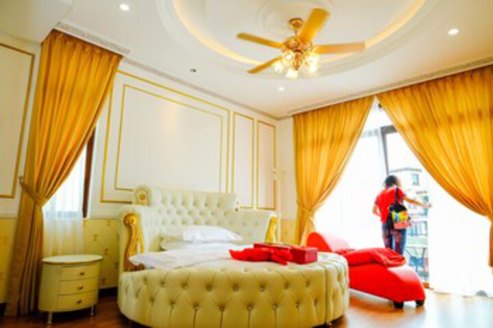 Room 19 of 24