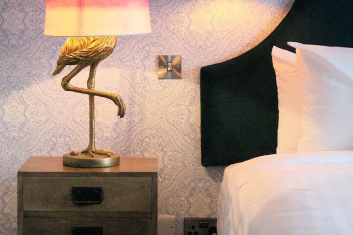 Room 10 of 122