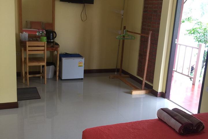 Room 53 of 95