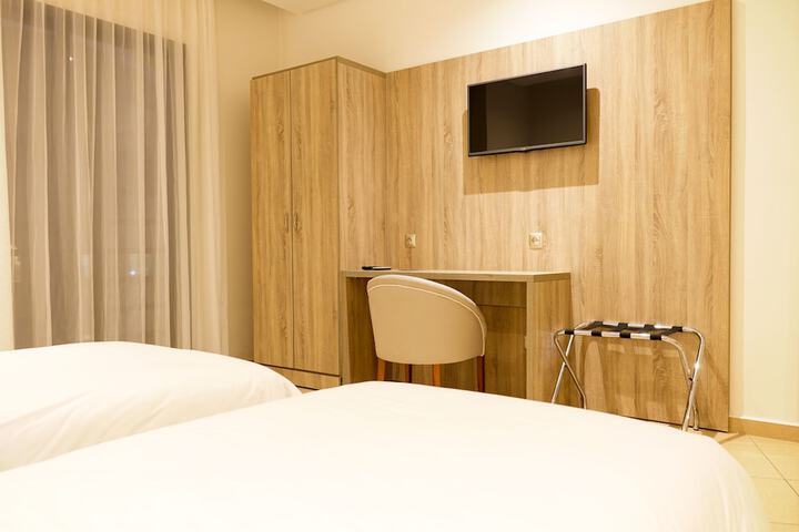 Room 29 of 50