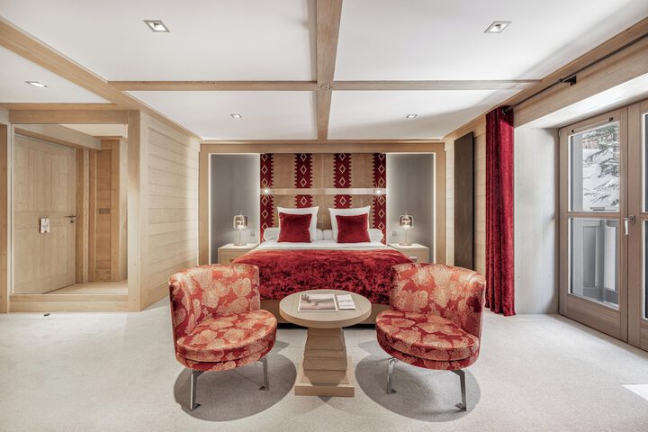 Room 16 of 44